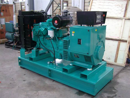 台前200kw康明斯柴油发电机组图片 台前200kw康明斯柴油发电机组图片