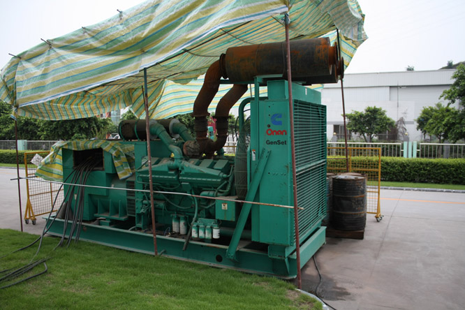 台前康明斯发电机租用：安全、高效、便捷！